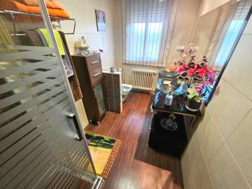 Baño primera baja