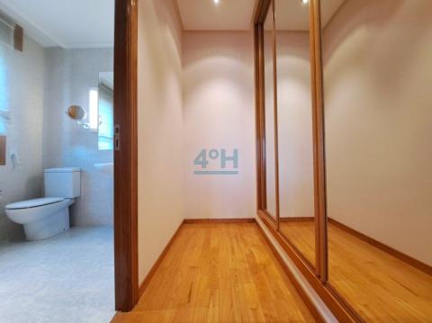 Vestidor con acceso a baño