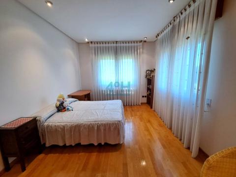 Planta Primera: Dormitorio 4