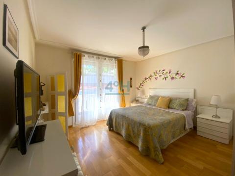 Planta Alta: Dormitorio-suite con baño