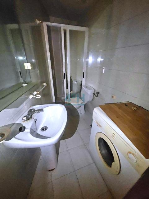 Planta Baja: Baño con plato de ducha