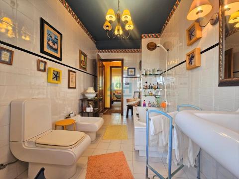 Planta Alta: Baño 2 con bañera