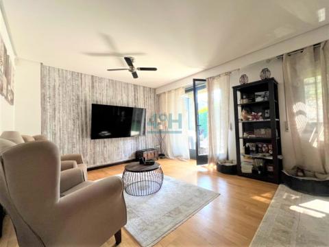 Planta Baja: Salón-comedor con acceso a jardín