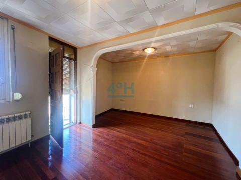 Salón acceso balcón