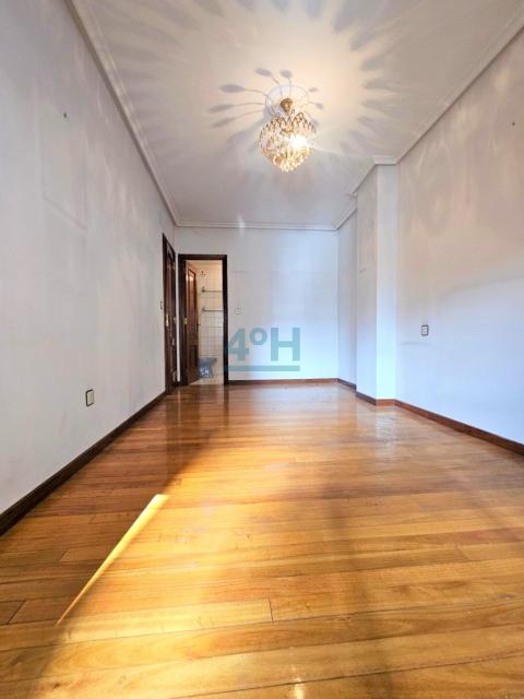 Dormitorio principal en suite