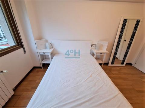 Dormitorio principal con armario empotrado