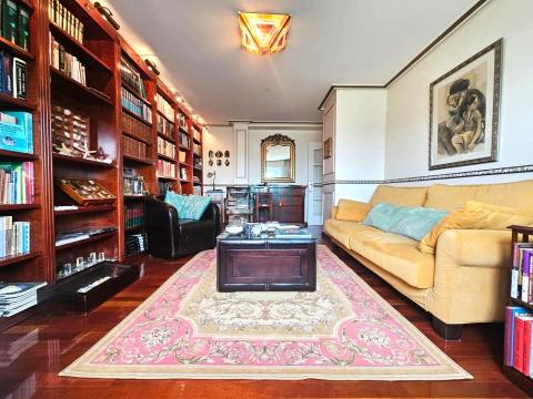 Salón-Biblioteca