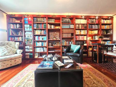 Salón-Biblioteca