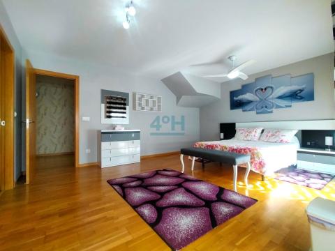 Planta Baja: Dormitorio-suite