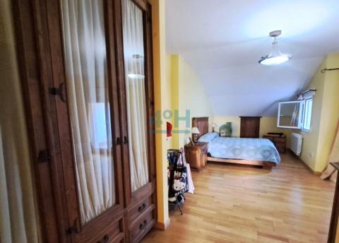 Dormitorio-suite con acceso a terraza