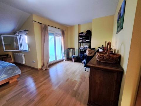 Dormitorio-suite con acceso a terraza